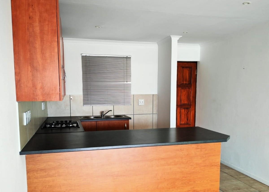 2 Bedroom Property for Sale in De Kelders Western Cape